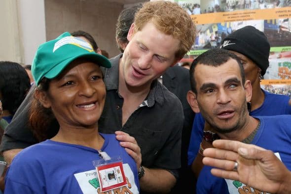Además, se dio tiempo para recorrer una de las zonas más necesitadas de Sao Paulo.