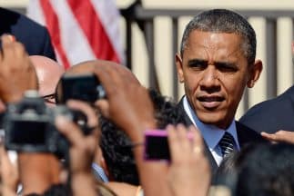 Popularidad de Obama entre latinos se disparó tras anuncio de acción ejecutiva