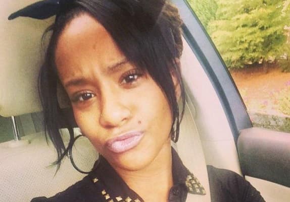 En vida, las cosas no fueron tan diferentes. Vivió momentos muy difíciles con sus padres que la marcaron por siempre.