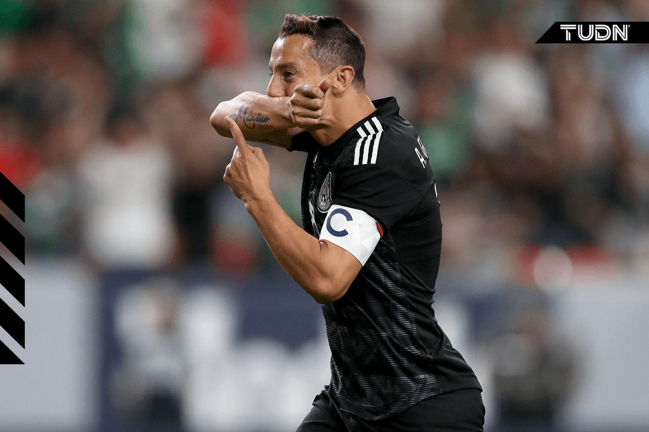 Retiro de Schweinsteiger acerca a Guardado al Chicago Fire