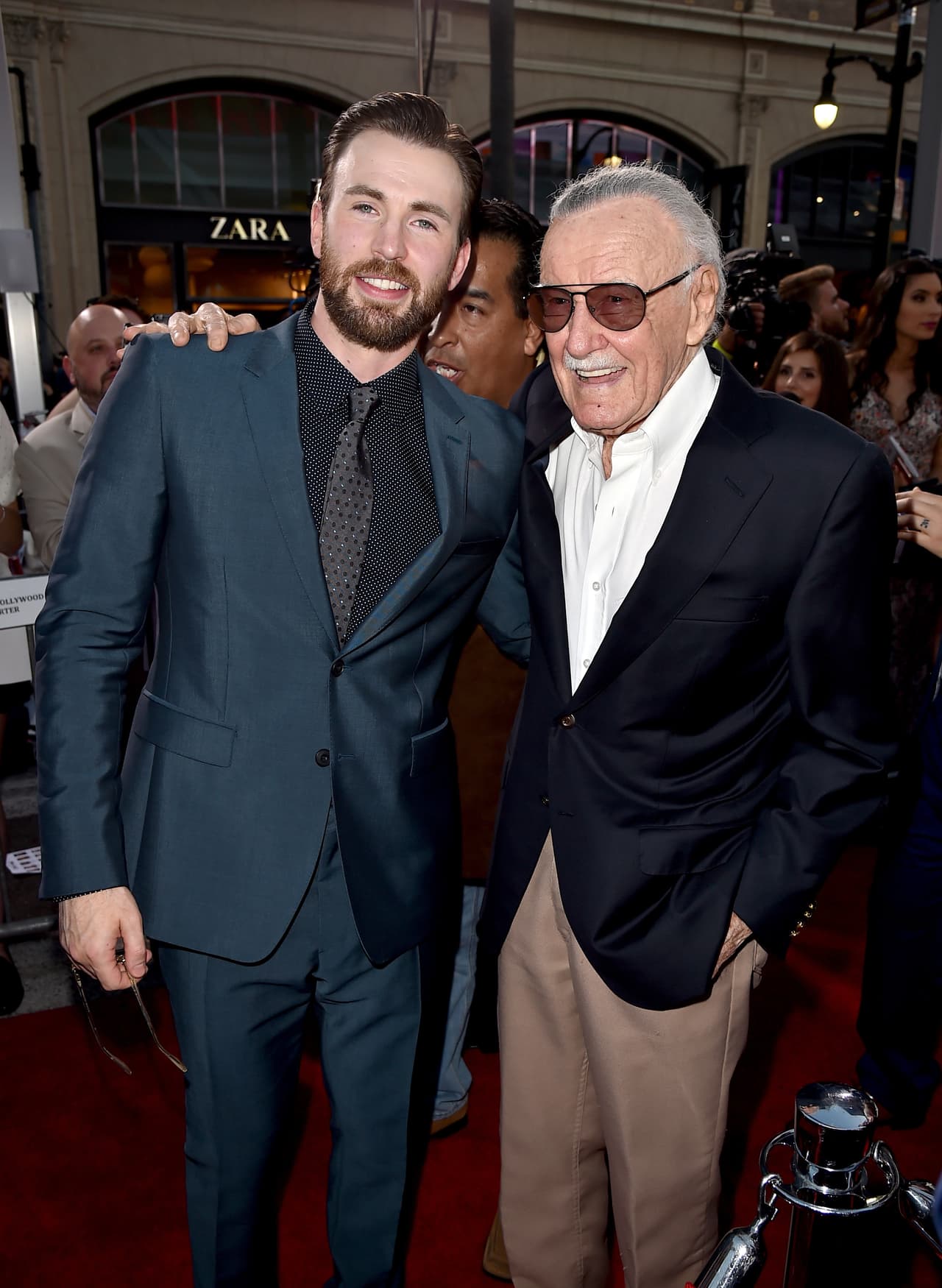 Chris Evans con el creador Stan Lee.