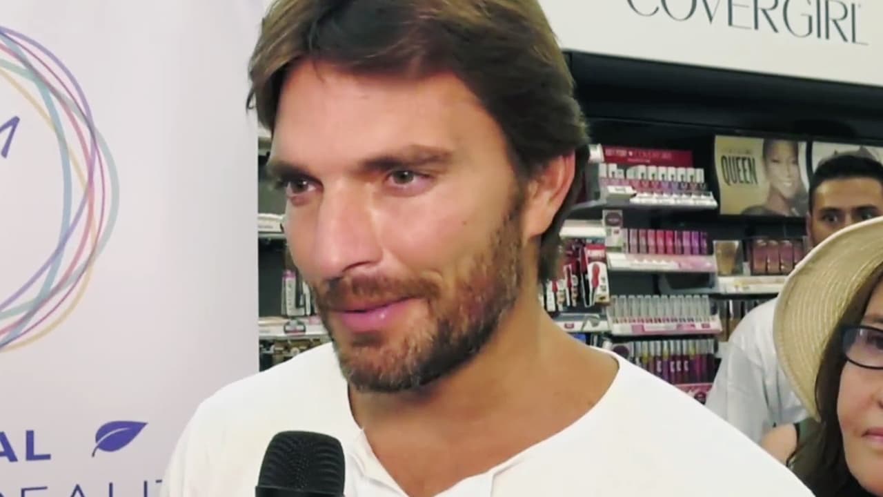 Julián Gil insiste en denunciar que el único interés de Marjorie de Sousa es económico