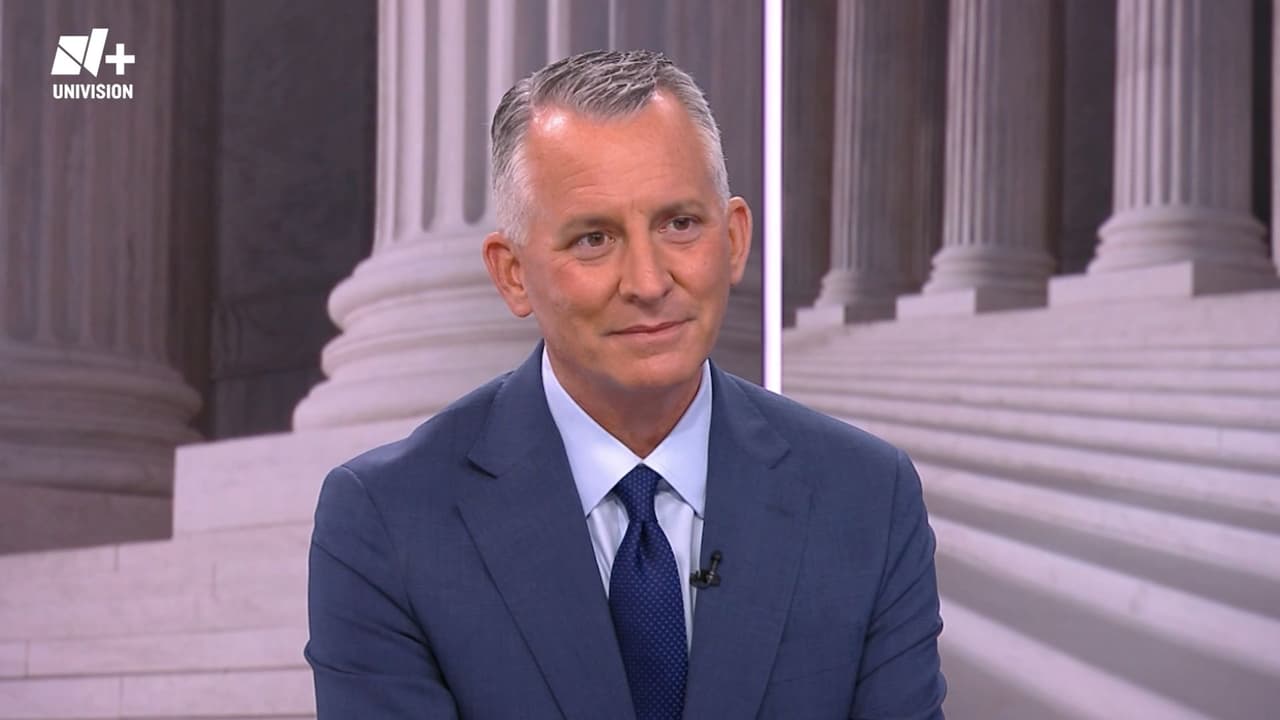 David Jolly condiciona cooperación con ICE a órdenes judiciales y agentes identificados
