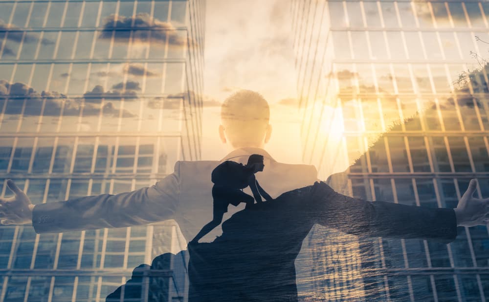 Con Plutón retrógrado podrás aplicar todas estas cosas de una manera efectiva. Al ponerte frente a ciertos obstáculos te ayudará a que revises lo que has estado haciendo. 
<br>