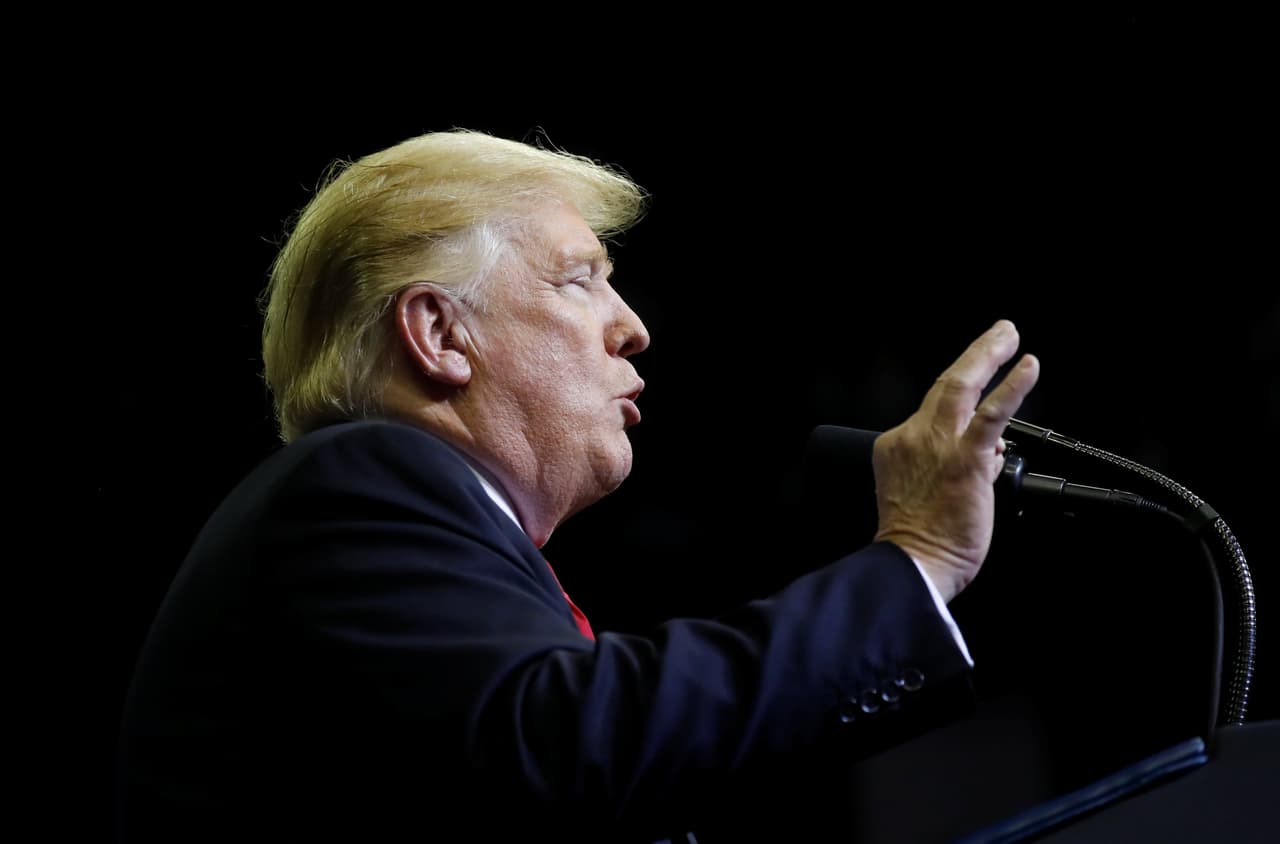 El presidente Donald Truump en un mitín en Houston, Texas, para apoyar a Ted Cruz.