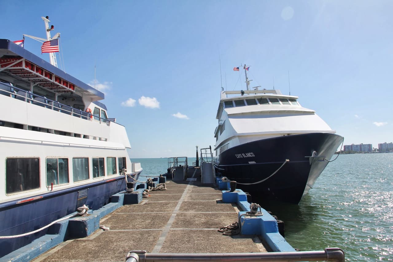 Proponen consulta a residentes de Vieques y Culebras para establecer cooperativa de trasporte marítimo