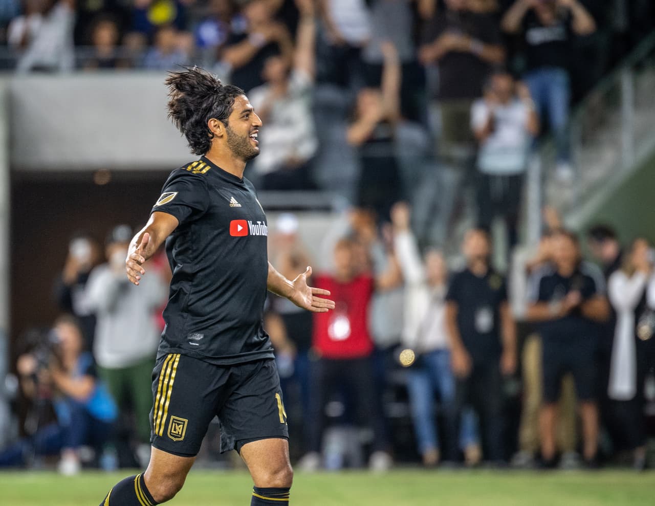 Pese a críticas, Carlos Vela quiere ser el mejor 