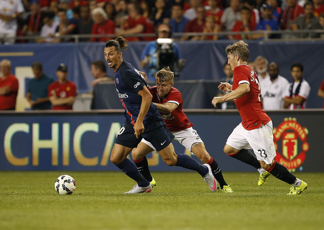 Ibrahimovic y Matuidi le dan el triunfo al PSG sobre Manchester United