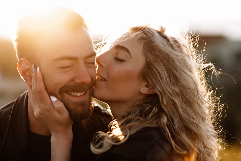 <b>JUEVES</b>
<br>Día regido por Jupiter, en donde podemos hacer rituales para el amor, el magnetismo sexual, la fertilidad masculina, la atracción carnal... ¡Caliente!