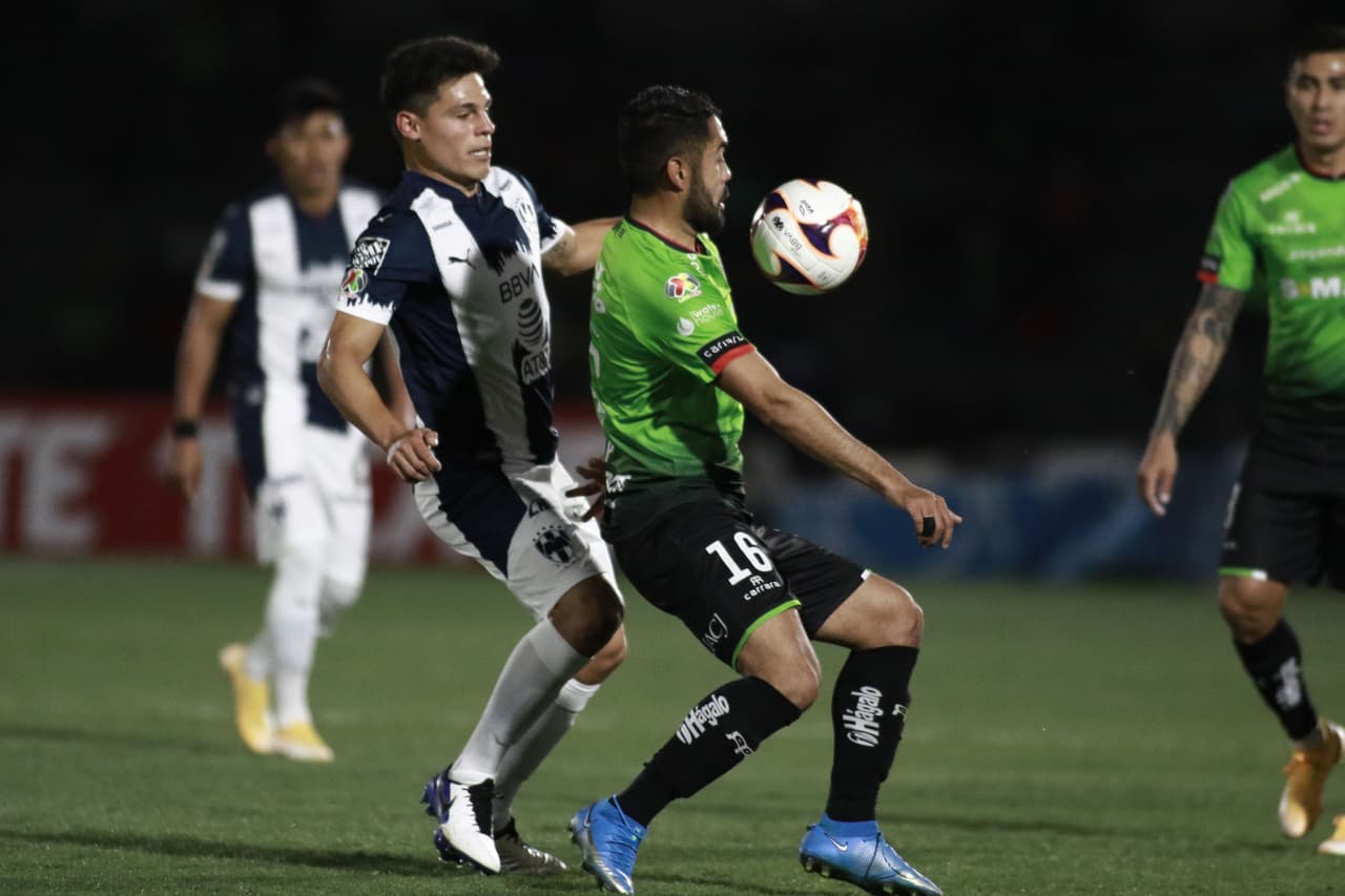 Con dobletes de Vincent Janssen y Rogelio Funes Mori, y goles de Ponchito González y José Alvarado, Monterrey pasa por encima de Bravos con un marcador a favor de 1-6. Los Regios toman la cuarta posición de manera momentánea y los Bravos se quedan en la posición número 14 con 8 unidades.