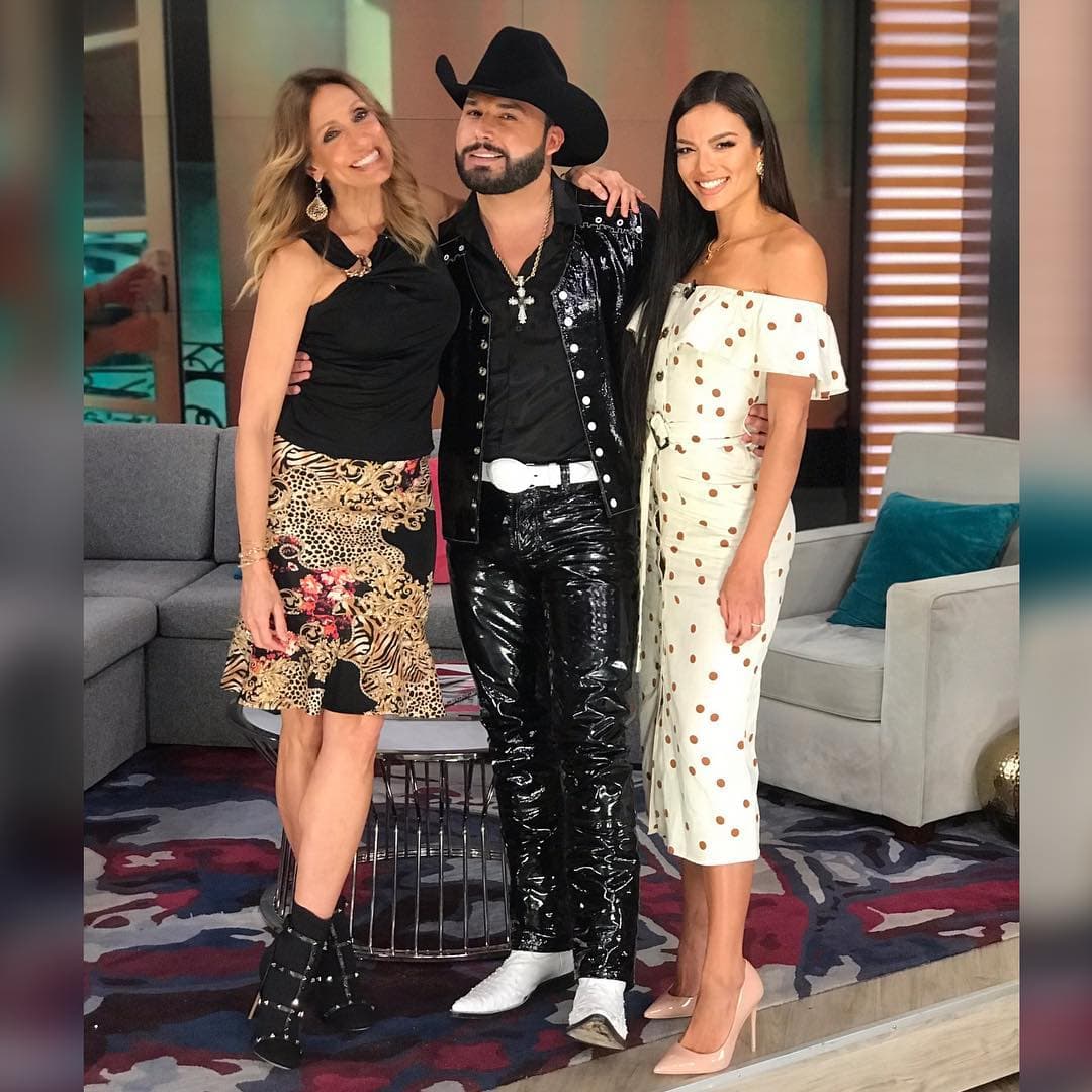 A Zuleyka le gustaron los zapatos que vistió La Flaca durante el show. "Estoy feliz porque me acabo de dar cuenta que Lili y yo calzamos igual. Tenemos el mismo tamaño y yo quiero esos zapatos", comentó la actriz.