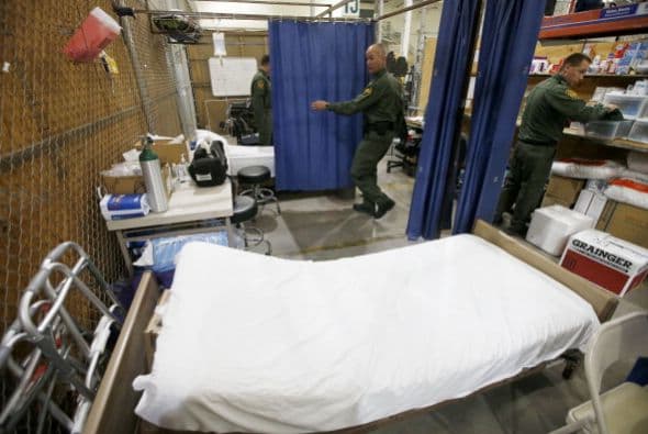 Toda la información recogida se transfiere a la Oficina de Reasentamiento y Refugiados (ORR), quien se encarga de comunicarse con los familiares al momento de identificar dónde están los menores. ¿Quieres ver más Noticias de inmigración aquí