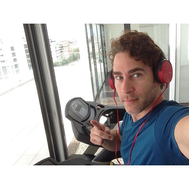 Y por lo visto Carlos se encuentra con toda la pila puesta para el proyecto. Se mantiene en excelentes condiciones físicas.