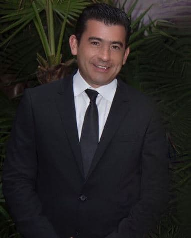 El 10 de octubre pasado, Isaías Gómez habría celebrado medio siglo de vida. Con esta imagen compartida en su perfil de Instagram, Sharis recordó a su fallecida pareja. "¡Feliz cumpleaños, amor mío! ¡Papacito lindo, mi muñeco! Mi 'Prisco' [...]", comentó la actriz.