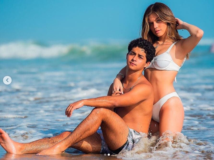 El novio de la joven es una estrella de la red social TikTok, en donde publica videos de comedia. 
<br>