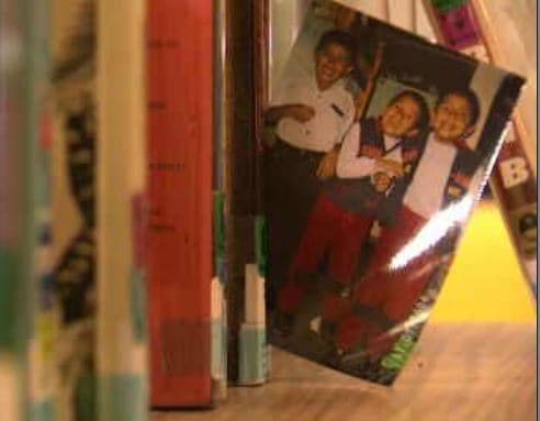 Además, el aspirante a ingeniero también apoya en casa. Su hermano gemelo sufre de una condición de salud mental que aumenta los desafíos y económicamente hablando, es posible que sus padres no siempre puedan con los gastos, pero apoyan sus aspiraciones universitarias.