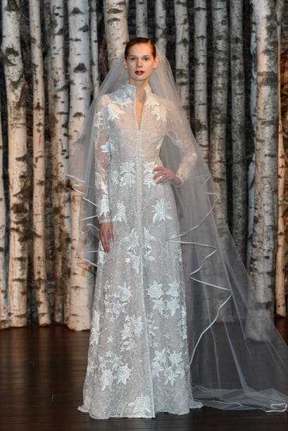 Aquí los mejores modelos del diseñador Naeem Kahn.