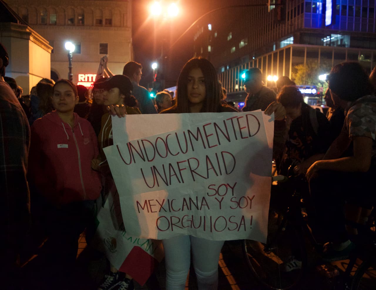 Lizbeth Medina es una de las caras de los indocumentados en la protesta contra Donald Trump en Oakland.