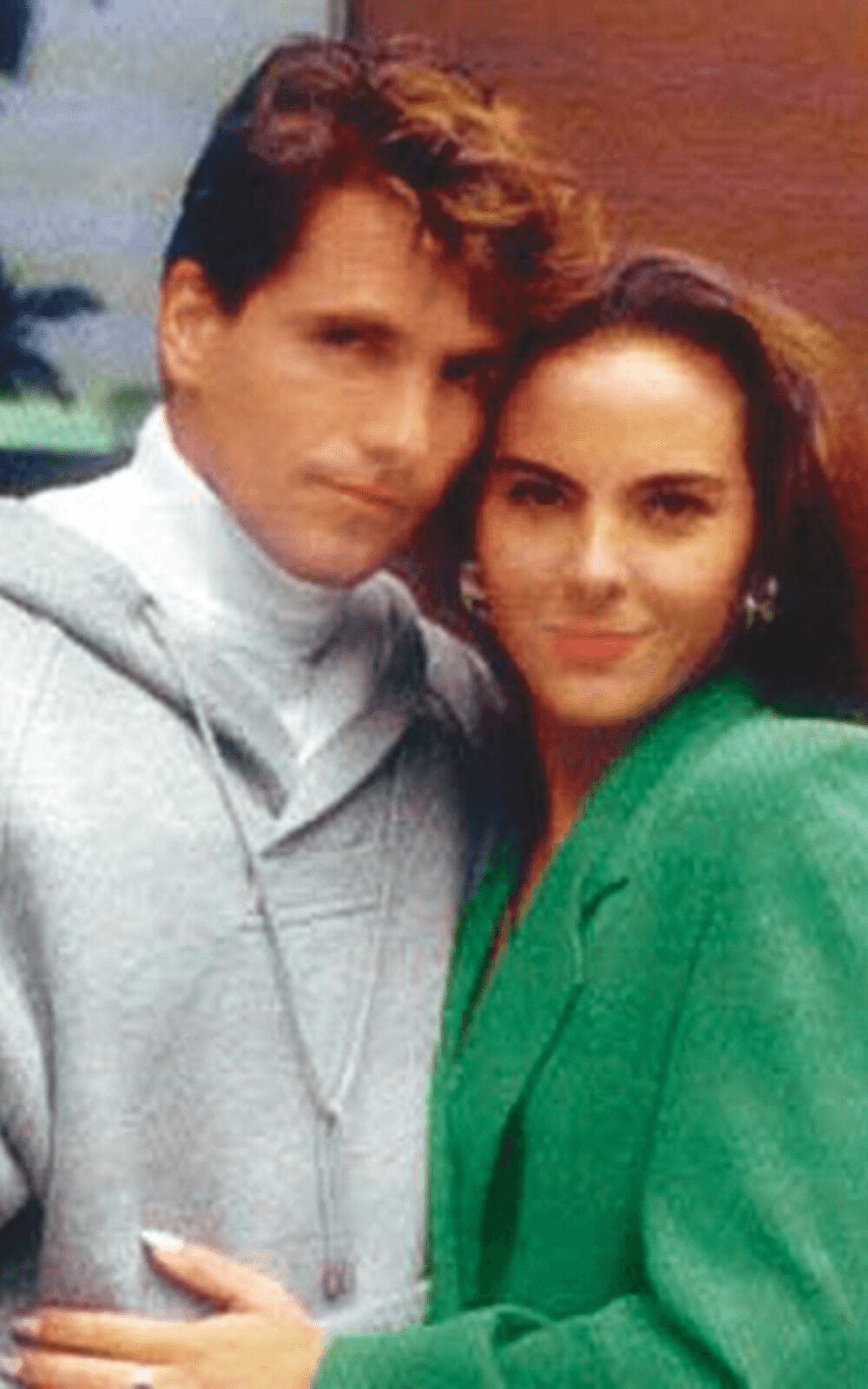 Kate del Castillo fue pareja de Héctor Soberón en Mágica Juventud.