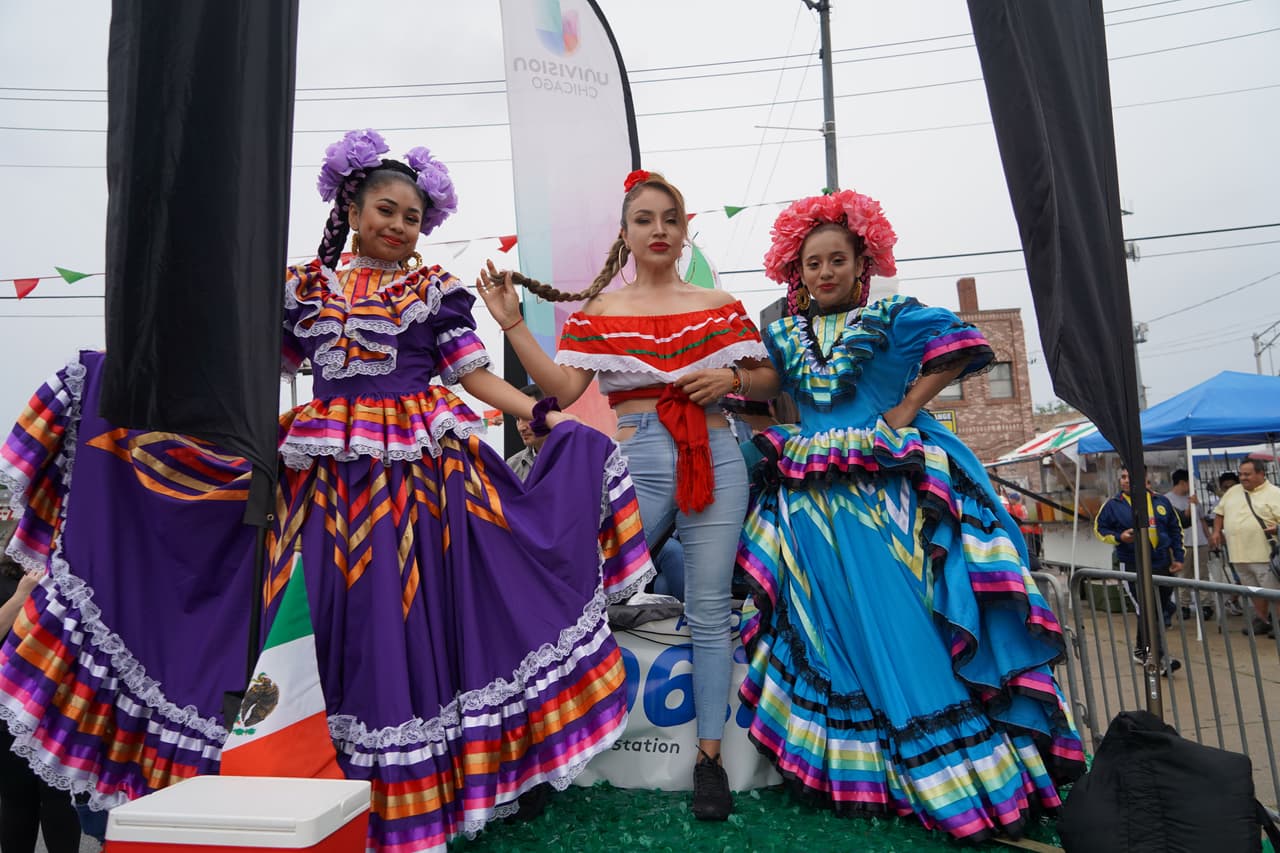 <b>Septiembre</b> es el
<b><a href="https://www.univision.com/radio/el-free-guey/la-bronca-celebro-el-mes-de-la-herencia-hispana-en-chicago-fotos" target="_blank">mes de la Herencia Hispana</a></b> y
<b>La Bronca</b> se fue hasta Chicago para celebrar.