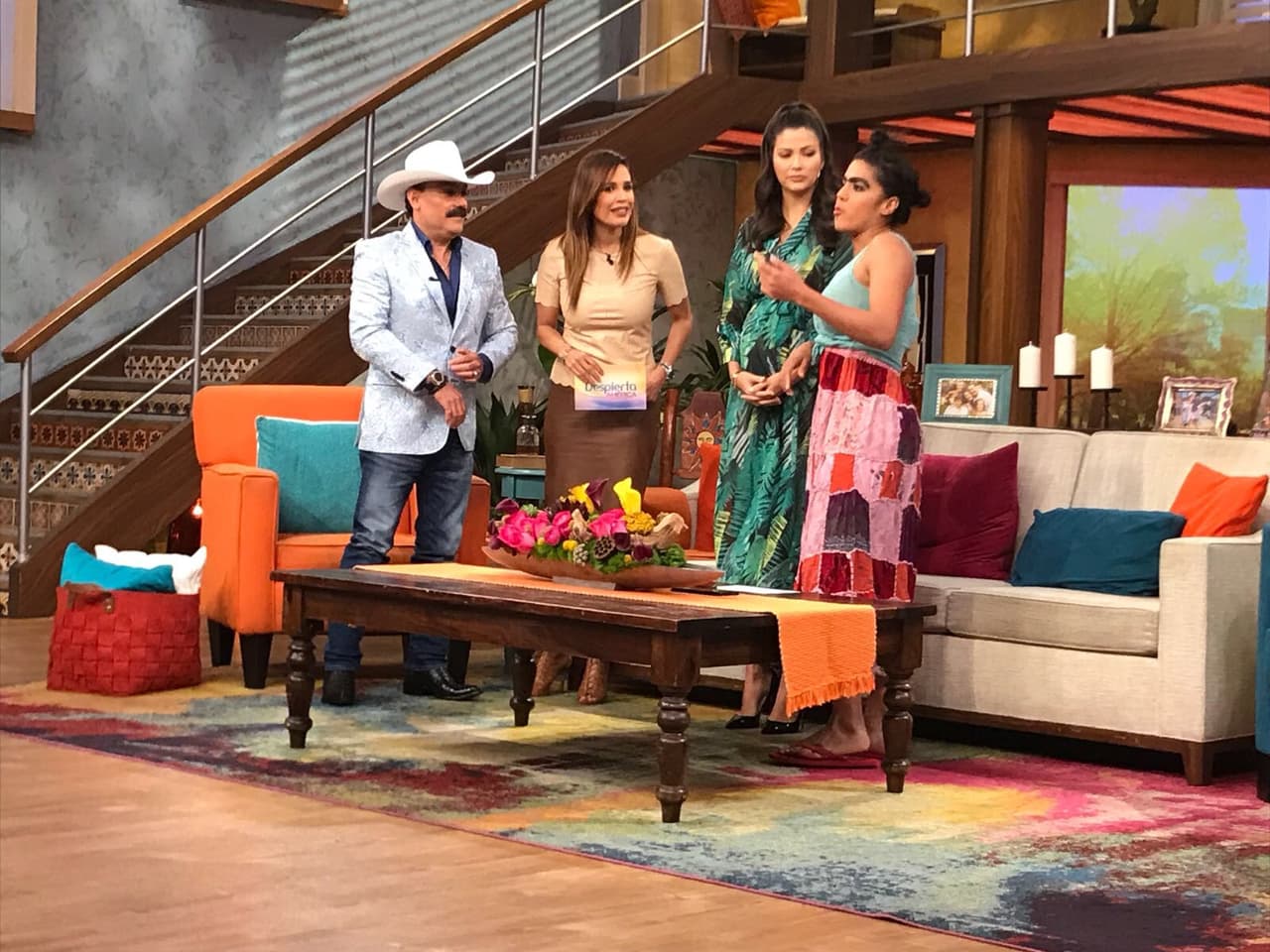 Mela escuchó que El Chapo se Sinaloa estaba de visita y llegó a reclamarle el pago del túnel.