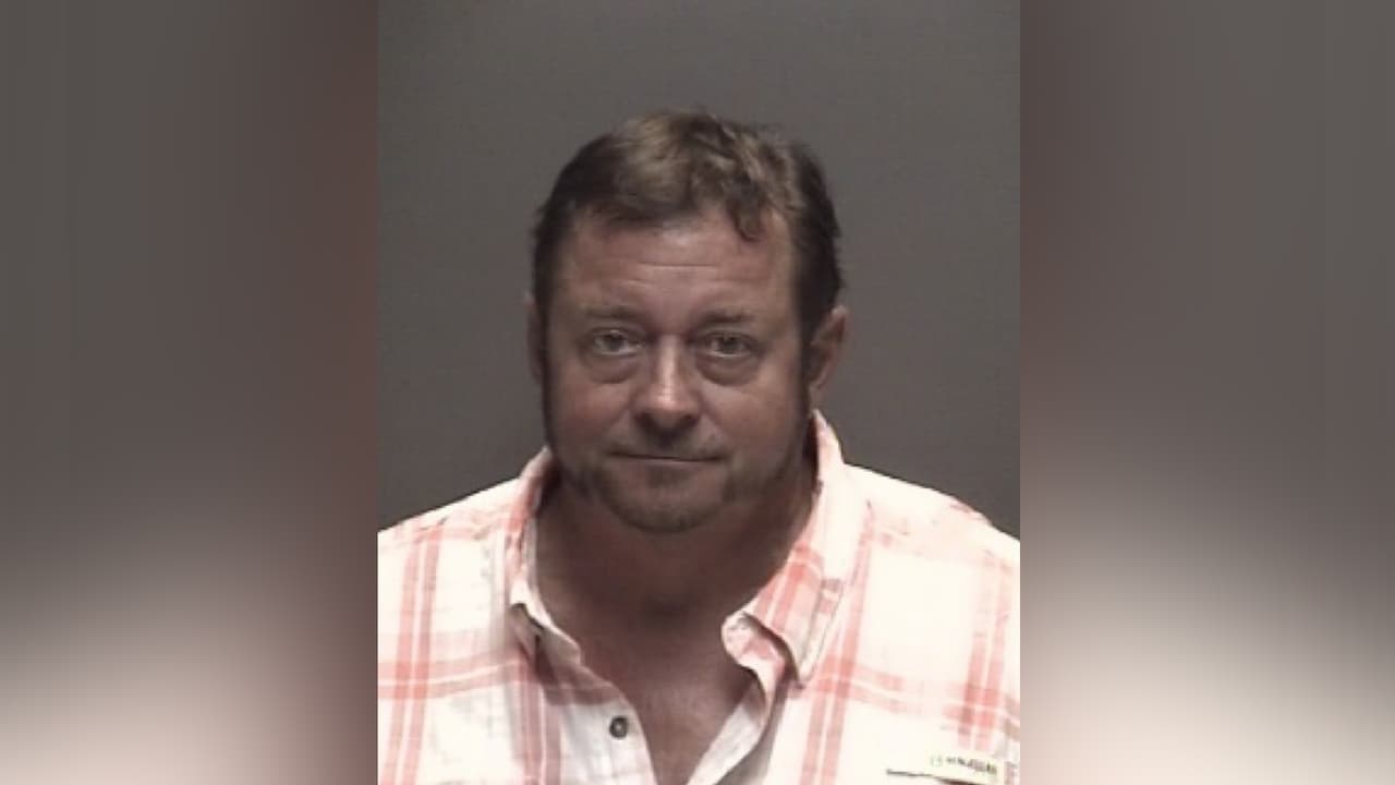 Scott Essex, 58 años.