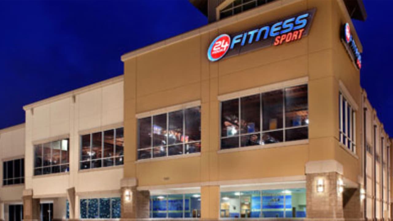 Las instalaciones de 
<b>League City</b> se vieron afectadas por la bancarrota y cierran sus puertas, están ubicadas en el 2765 Gulf Freeway South, League City, Texas, 77573.