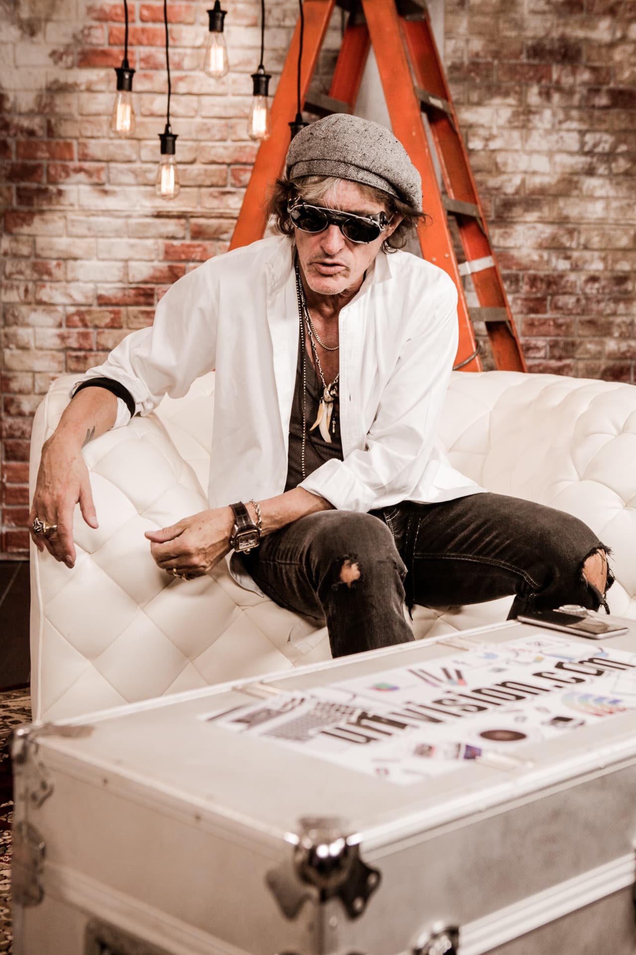 Rockin' it en este Premio Lo Nuestro junto a Pitbull y Robin Thicke.