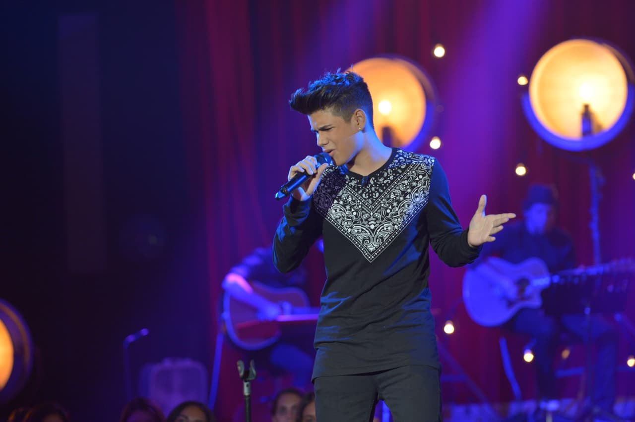 José Antonio Monroig interpretó A Dios Le Pido de Juanes.