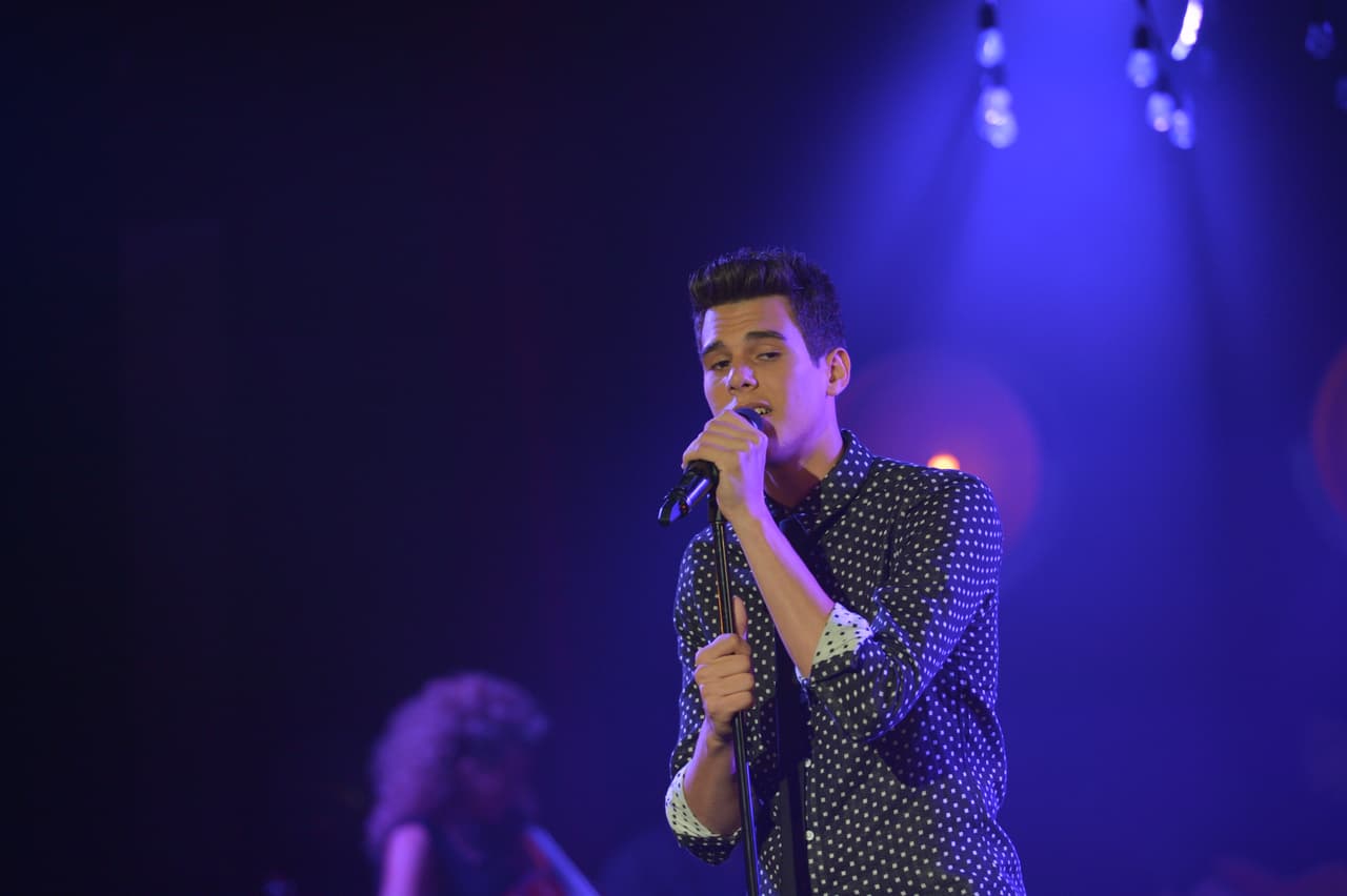 Zabdiel de Jesús interpretó Que Lloro de Sin Bandera.