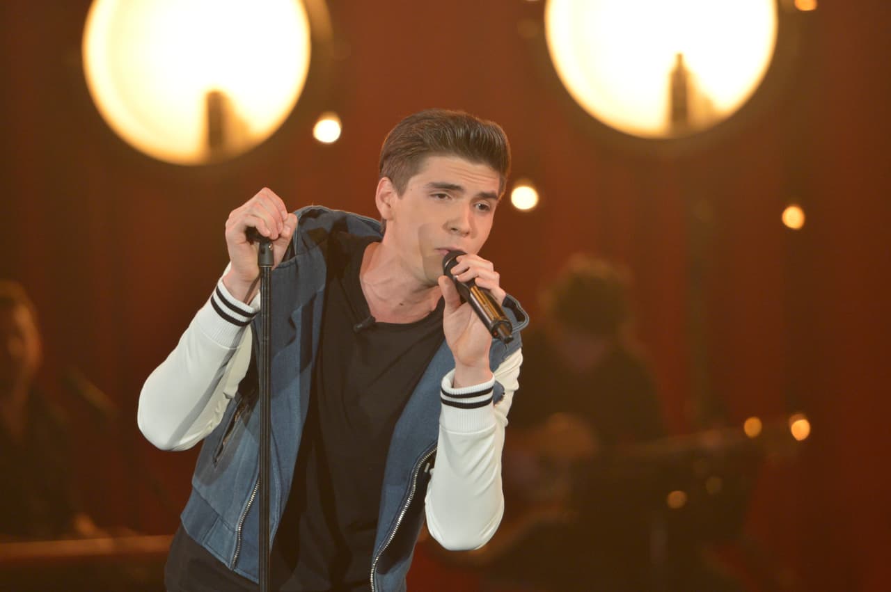 Johann Vera interpretó Thinking Out Loud de Ed Sheeran.