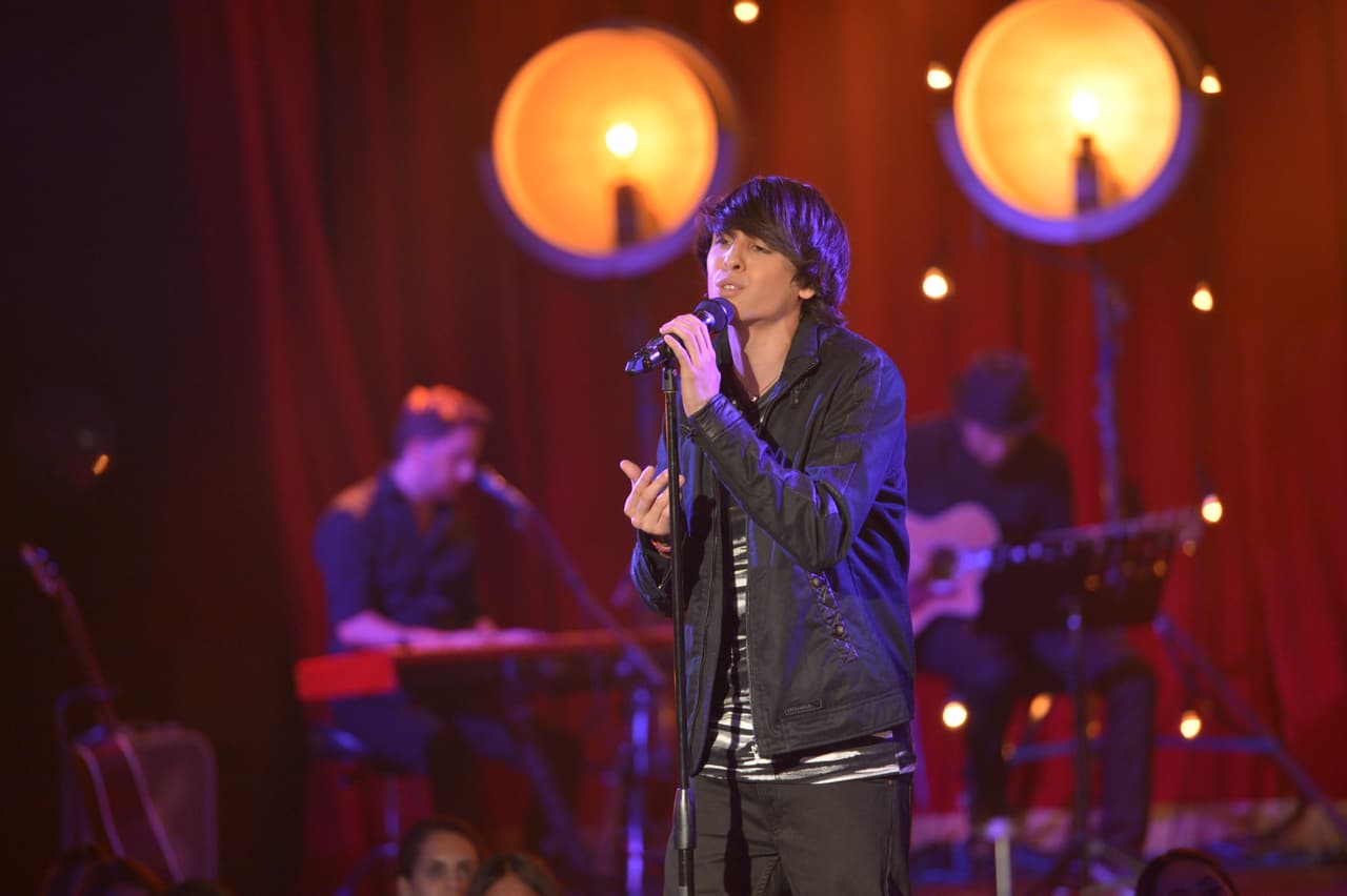 Christopher Vélez interpretó Creo En Ti de Reik.