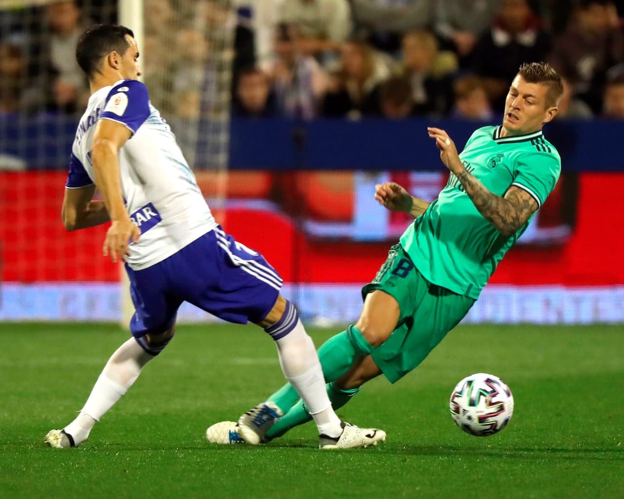 Real Madrid avanza a los Cuartos de Final tras golear a Zaragoza y ahora esperará rival para la siguiente ronda.