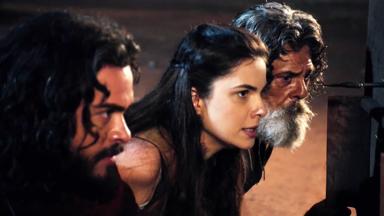 Aruna vive un gran desprecio por parte de sus hermanastros, en especial de su media hermana 
<b><a href="http://www.univision.com/series/la-tierra-prometida/paloma-bernardi-es-samara-en-la-tierra-prometida">Samara</a></b>.