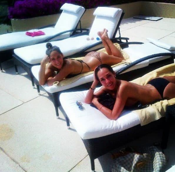 ¡Hasta las dos tienen cuerpazos!