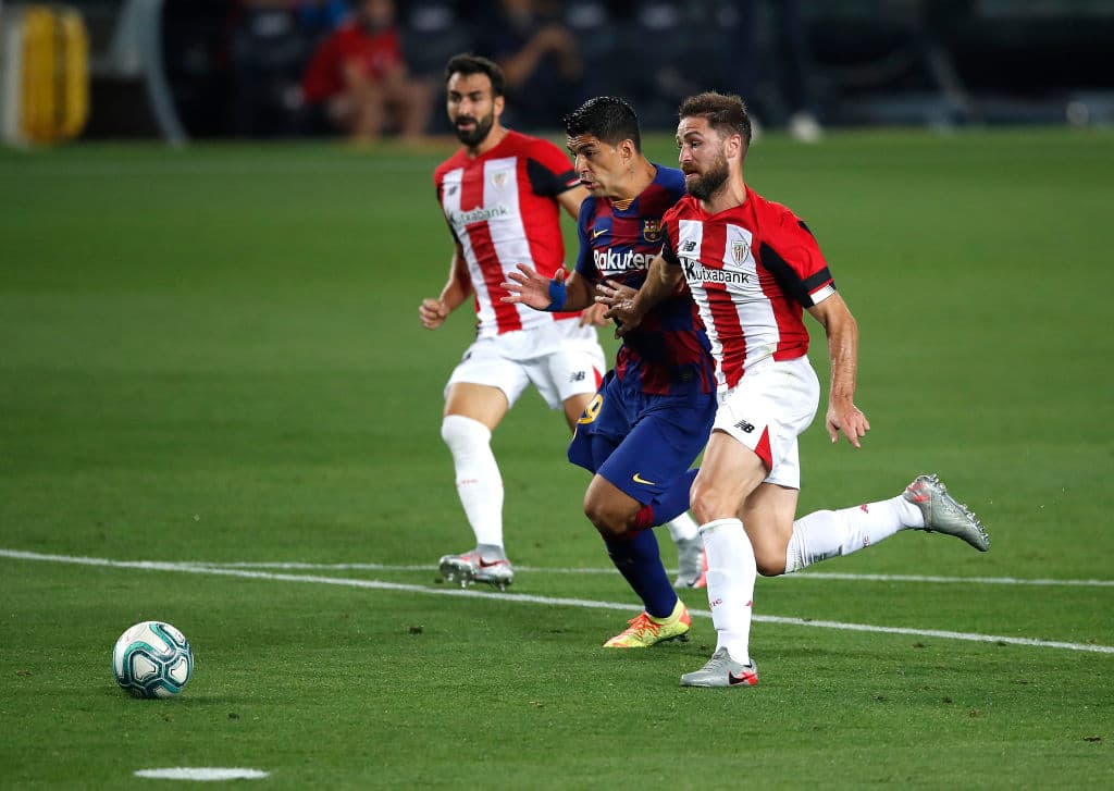 Apenas al 23’ Messi lidereó un contragolpe que podía terminar en gol, pero no se concretó. Al 43’ el astro argentino buscó nuevamente romper el cero en el marcador.