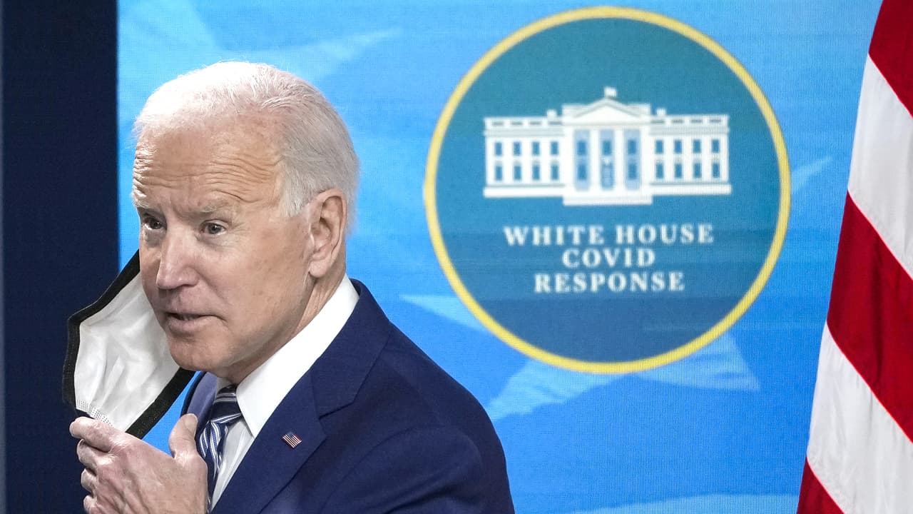 100 días en imágenes: otro juicio político, una vacuna contra la pandemia y un juicio por brutalidad policial