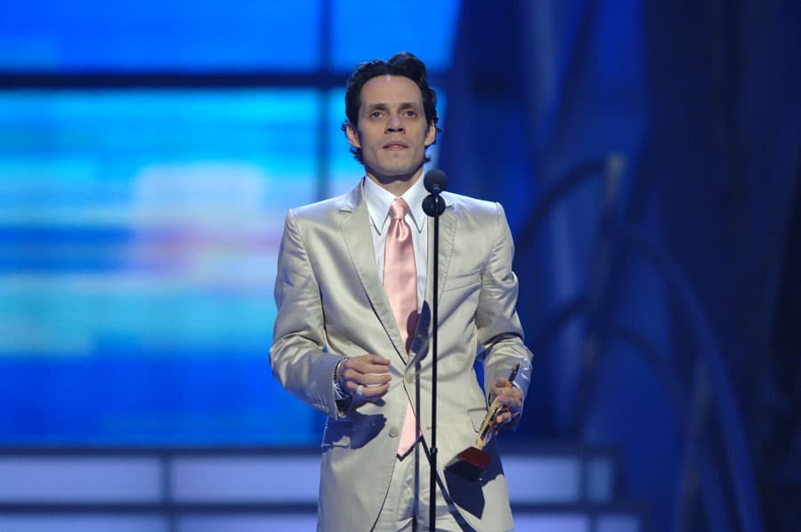 Marc Anthony se llevó el premio a Artista Masculino del Año en la categoría Tropical. Estuvo también nomiando al galardón por la Canción del Año en la misma cateogría con 'Tu amor me hace bien' pero se lo llevó Monchy y Alexandra por 'No Es Una Novela'.