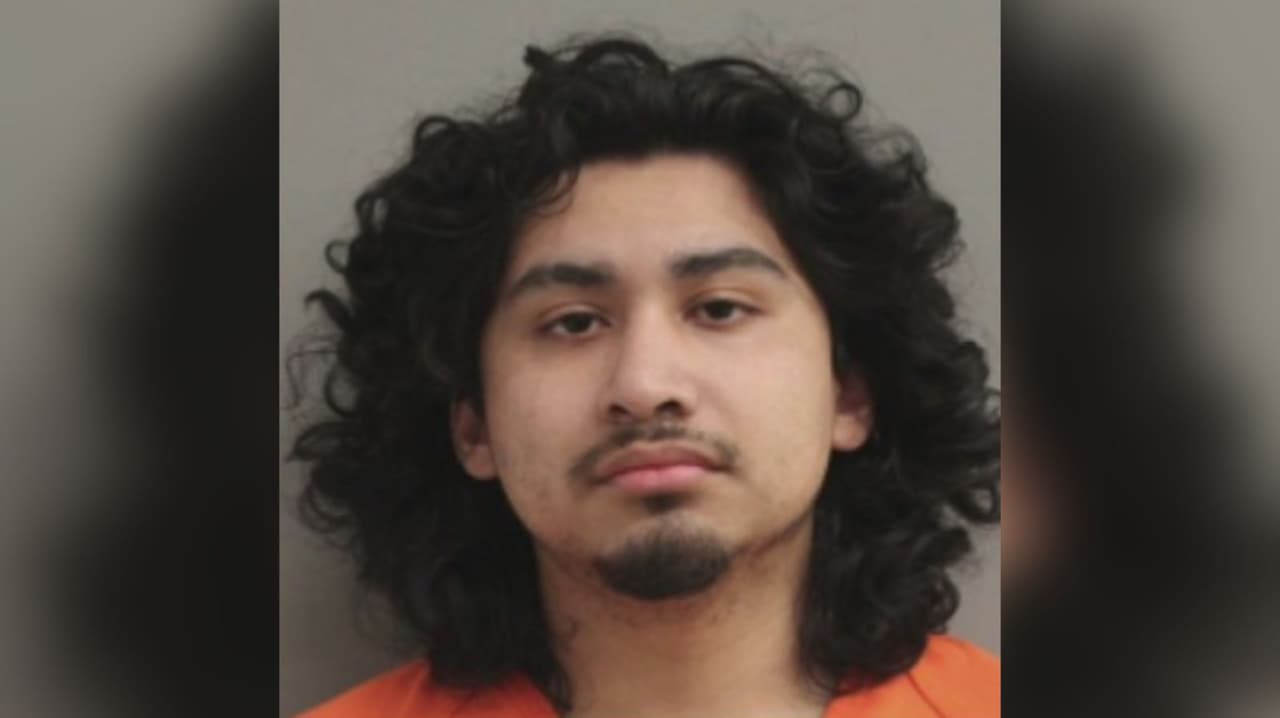 Autoridades frustran amenaza de bomba y tiroteo; un joven de 20 años fue arrestado en Texas