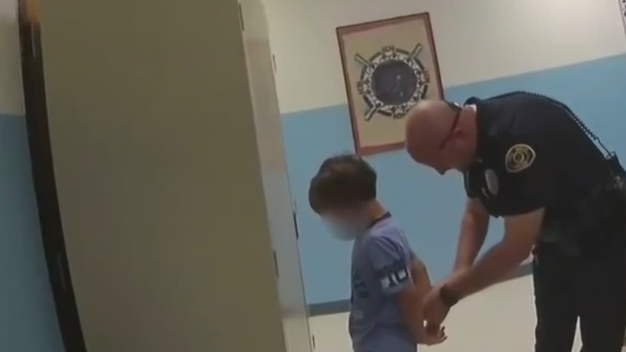 Polémica por el video de un policía de Key West arrestando a niño de 8 años en una escuela