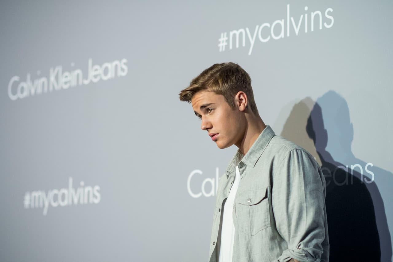 Justin Bieber canta para una pareja de recién casados en Bora Bora 