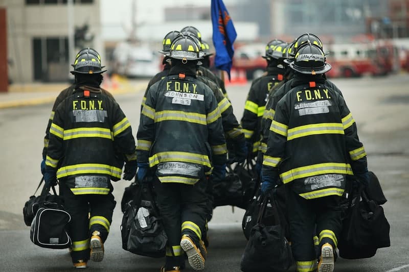 70 bomberos de Nueva York perderían su trabajo por no estar vacunados contra covid