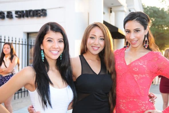 ¡Que Osmel se agarre lo que se tenga que agarrar! Las bellas en Houston nos dejaron boquiabiertos y cuidado, que aquí pudiera estar la próxima reina.