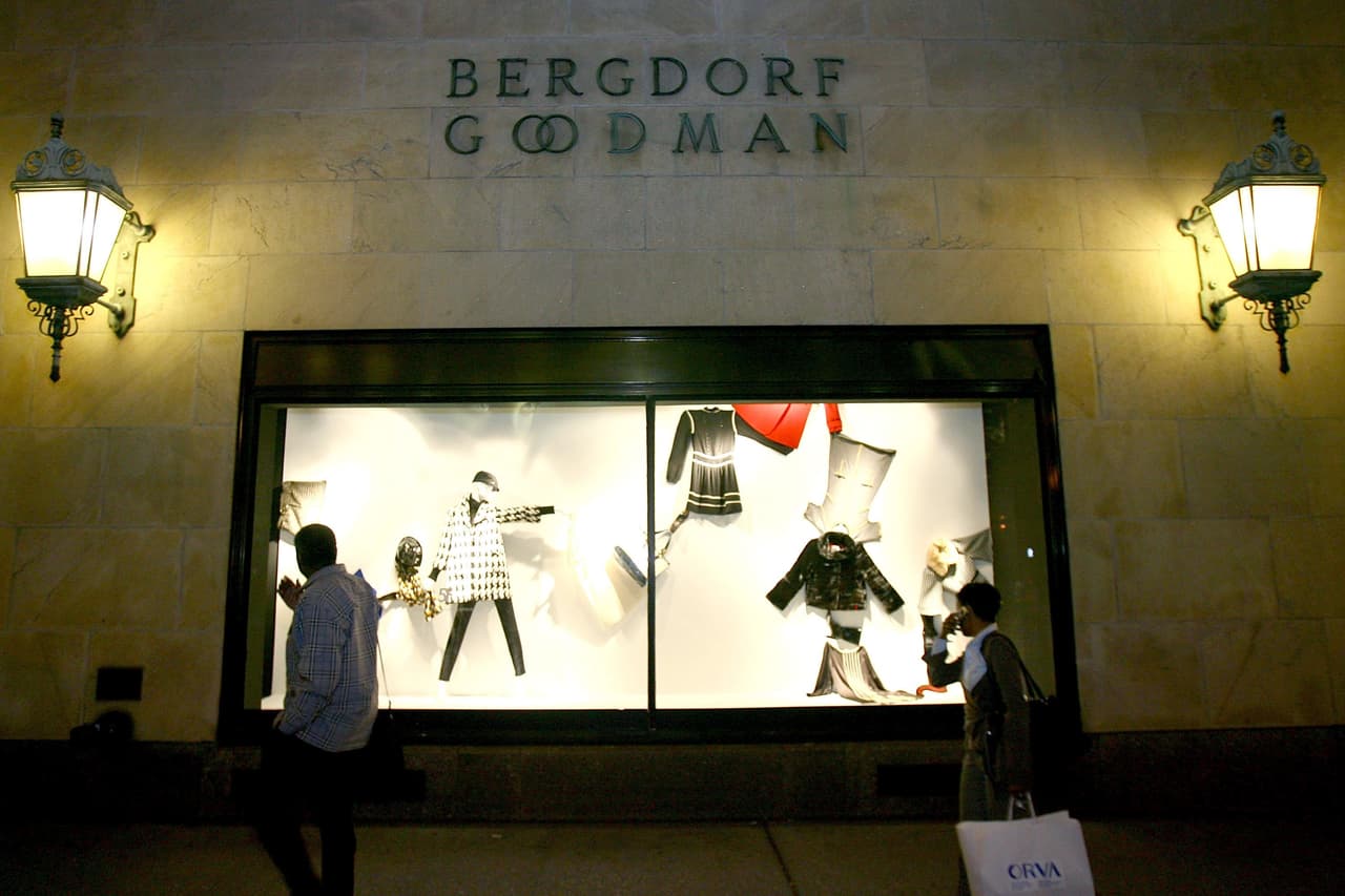 <b>Bergdorf Goodman.</b> Los clientes podrán realizar compras o devoluciones desde la acera, así como recoger sus pedidos en la tienda.