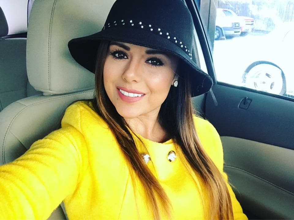 A pesar de que no es lo mejor para la salud, a Lore le fascina el refresco de cola.