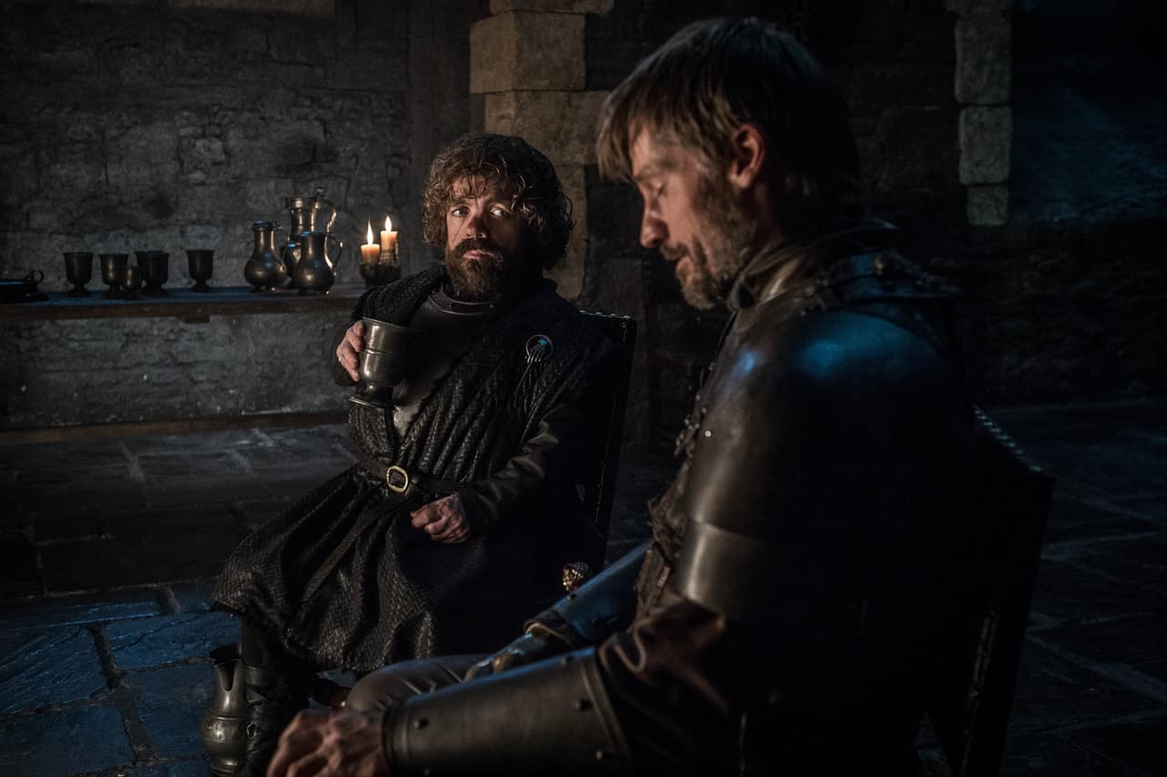 Peter Dinklage como Tyron Lanister y Nikolaj Coster como Jaime Lanister