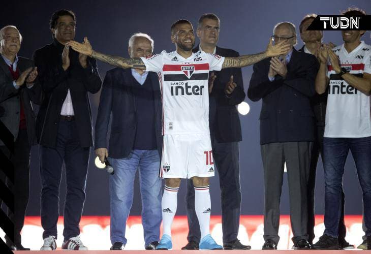 Dani Alves: "En París eran bastante racistas"