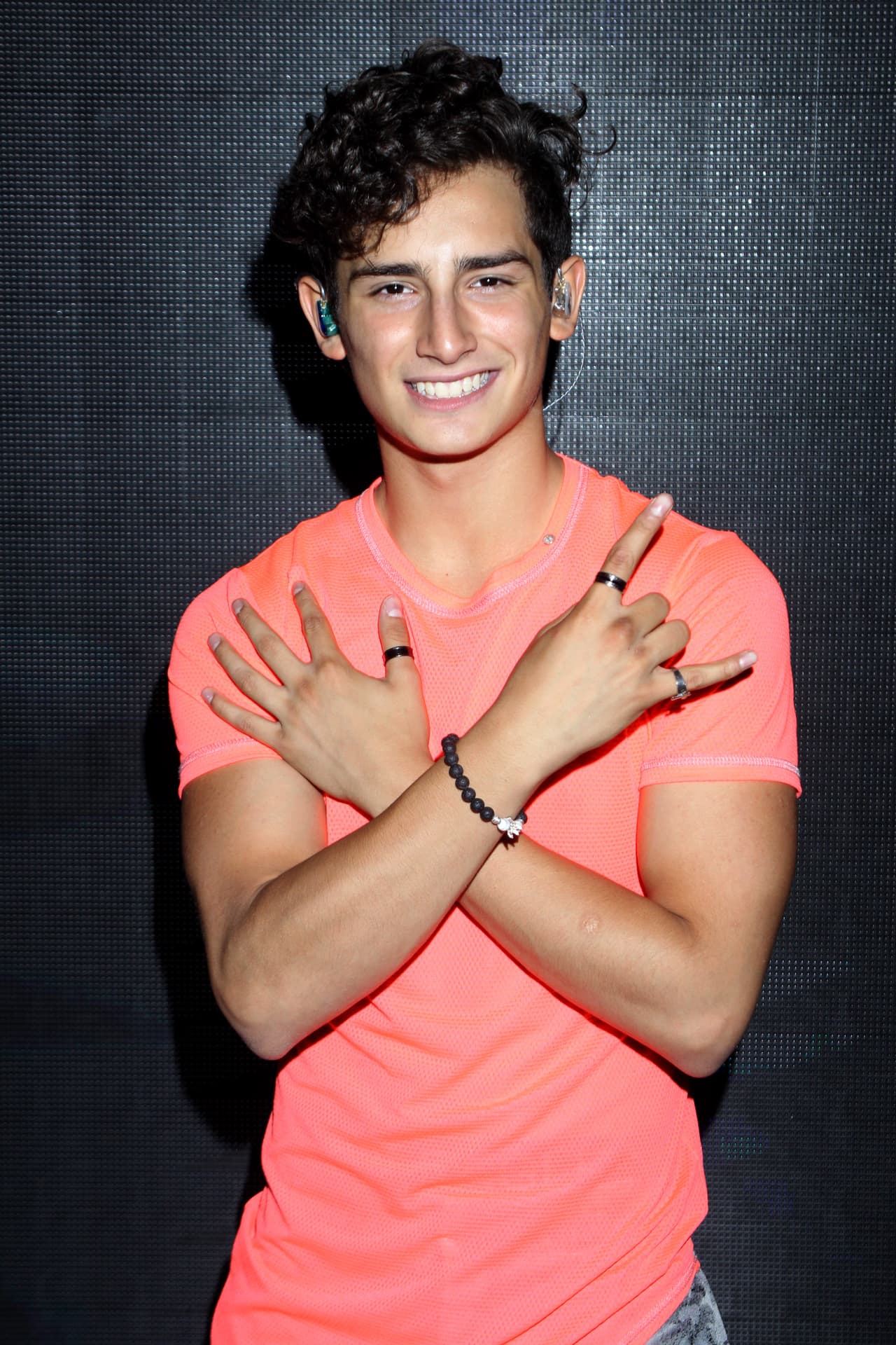 El próximo 25 de noviembre cumplirá 18 años.