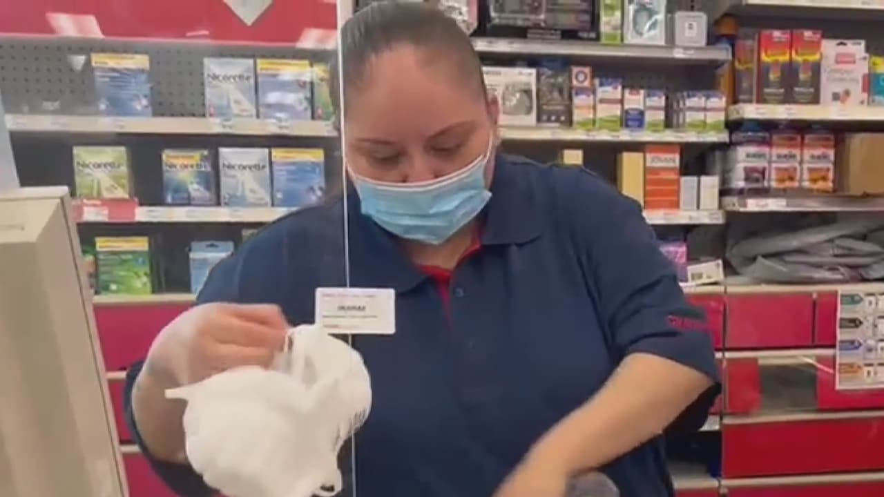 Comienza la distribución gratuita de mascarillas N95 en San Antonio