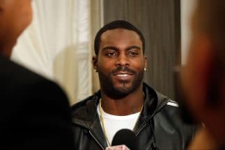 Michael Vick firmó un contrato de un año con los New York Jets